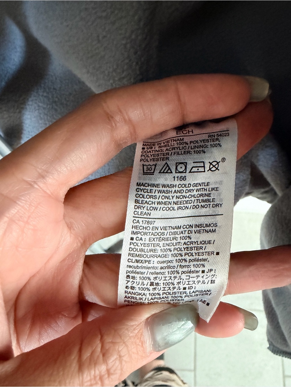 Old Navy Gray Quilted Women's Puffer Jacket - Picture 6 of 7